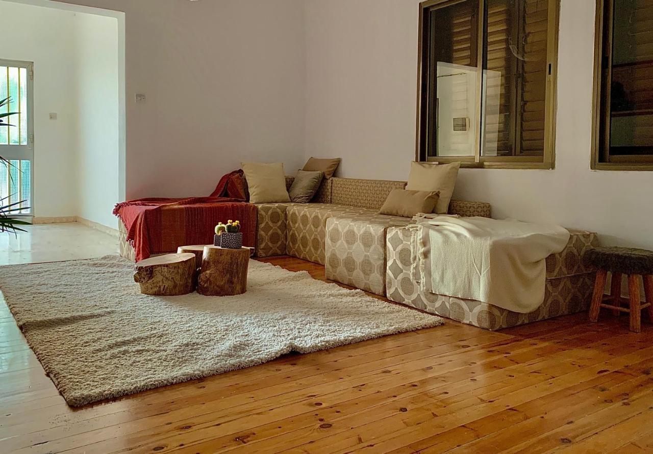 The Bay Laurel Apartment Limassol Bagian luar foto