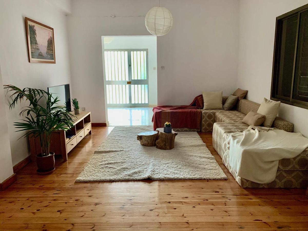 The Bay Laurel Apartment Limassol Bagian luar foto