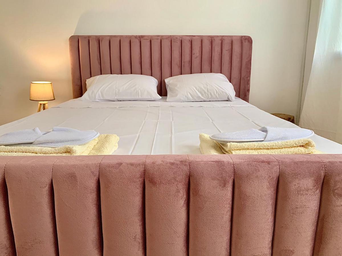 The Bay Laurel Apartment Limassol Bagian luar foto