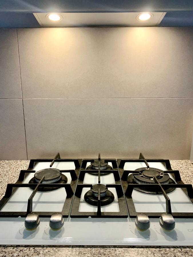 The Bay Laurel Apartment Limassol Bagian luar foto